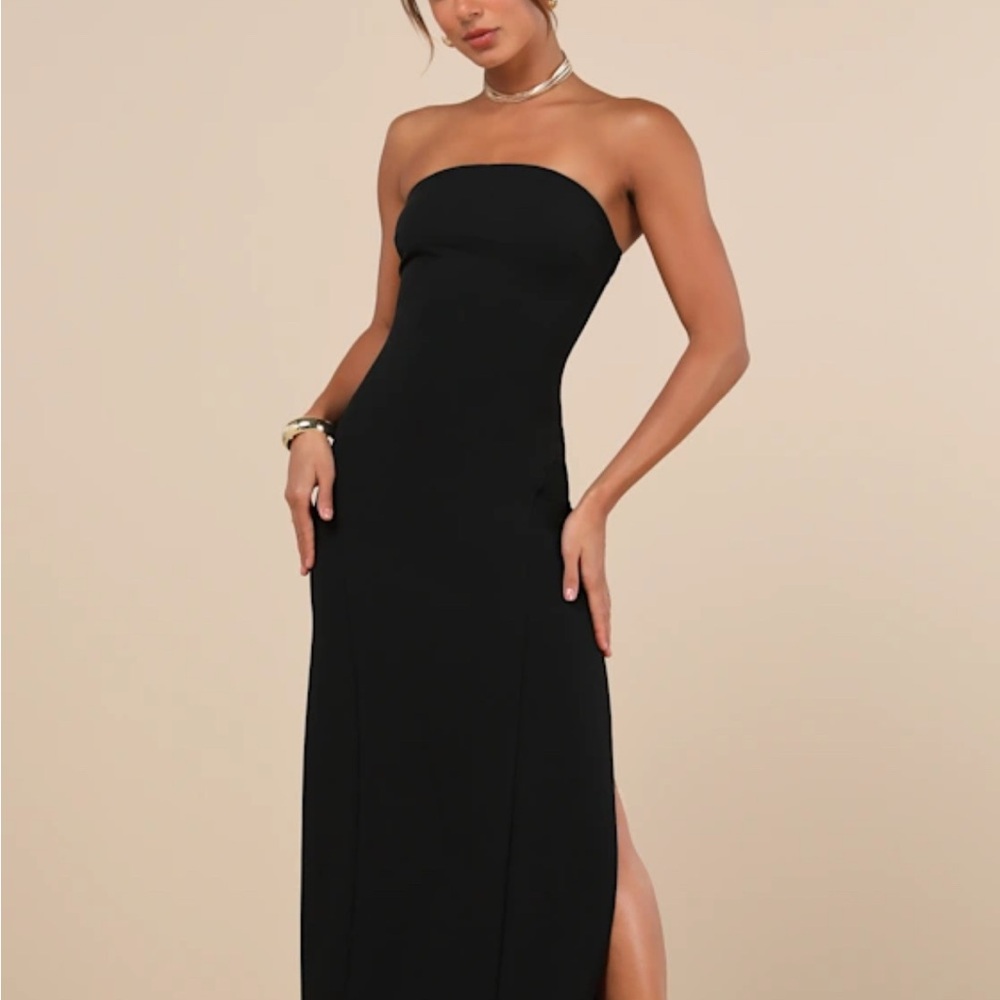 Lulu's Classic Black Strapless Gown